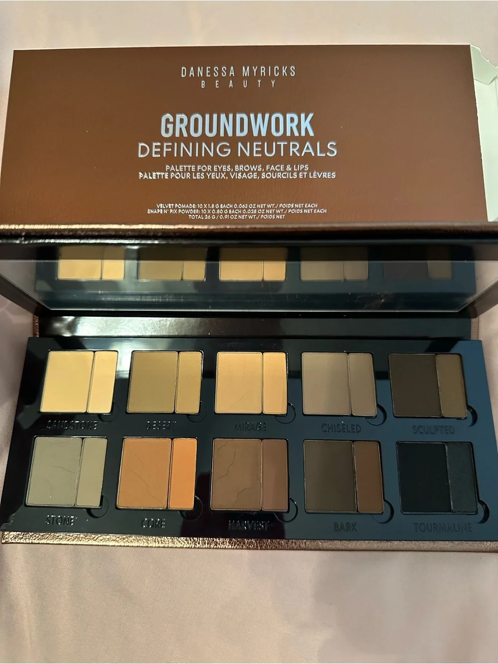 Danessa Myricks Beauty Groundwork Defining Neutrals Palette - Metallic Brown